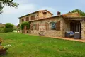 3 bedroom villa 630 m² Italy, Italy