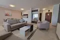 Wohnung 1 Schlafzimmer 90 m² in Becici, Montenegro