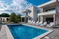 Casa 8 habitaciones 300 m² Krk, Croacia
