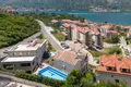 Villa 12 habitaciones 507 m² Dobrota, Montenegro