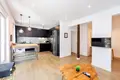 2 bedroom apartment 102 m² Area metropolitana de Madrid y Corredor del Henares, Spain