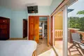 2 bedroom condo 129 m² West Bay, Honduras