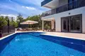 Villa de 4 dormitorios 250 m² Borak, Croacia