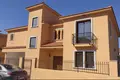 Villa de 4 dormitorios 270 m² Chloraka, Chipre
