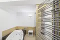 Mieszkanie 2 pokoi 93 m² Baden, Austria