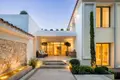 6 bedroom villa 712 m² Marbella, Spain