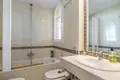 Квартира 3 спальни  Барселона, Испания