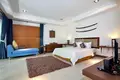 Villa 8 bedrooms 850 m² Phuket, Thailand
