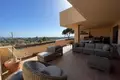 2 bedroom apartment 139 m² Estepona, Spain