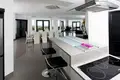 5-Schlafzimmer-Villa 800 m² Kutuh, Indonesien