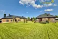 Dom wolnostojący 316 m² Chaciezyna, Białoruś