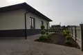 villa de 5 dormitorios 398 m² Valmiera, Letonia