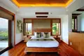 5 bedroom villa 1 550 m² Ban Bang Thao, Thailand