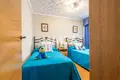 Mieszkanie 4 pokoi 110 m² Torrevieja, Hiszpania