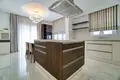 Mieszkanie 3 pokoi 270 m² Jermasoja, Cypr