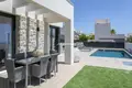 Villa de tres dormitorios 250 m² Finestrat, España