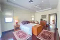 5 bedroom villa 842 m² Ban Bang Thao, Thailand
