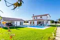 Villa de tres dormitorios 340 m² Grad Pula, Croacia