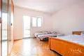 Villa mit 2 Schlafzimmern 119 m² Tivat, Montenegro