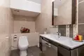 villa de 5 dormitorios 277 m² Sangkat Khmuonh, Camboya