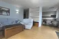 Mieszkanie 2 pokoi 69 m² w Warszawa, Polska
