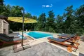 Villa de 4 dormitorios 220 m² Buje, Croacia
