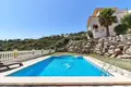 6-Schlafzimmer-Villa 590 m² Marbella, Spanien