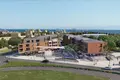 Complejo residencial New residence with a shopping mall and green areas close to a beach and a highway, Istanbul, Turkey