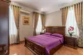 villa de 5 dormitorios 277 m² Sangkat Khmuonh, Camboya