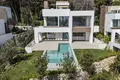 4-Schlafzimmer-Villa 731 m² Marbella, Spanien