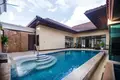 Villa de tres dormitorios 265 m² Phuket, Tailandia