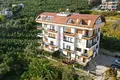 4 bedroom apartment 240 m² Alanya, Turkey