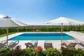 3-Schlafzimmer-Villa 341 m² Neuenburg, Kroatien