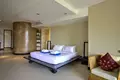 Piso independiente 2 habitaciones 240 m² Phuket, Tailandia