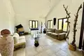 5 bedroom house 350 m² Mathikoloni, Cyprus