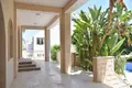 Casa 5 habitaciones 710 m² Oroklini, Chipre