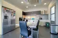 Dom 5 pokojów 400 m² Demos Agiou Athanasiou, Cypr