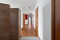 Mieszkanie 4 pokoi 144 m² Warszawa, Polska