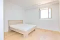 Квартира 1 спальня 74 м² Херцег-Нови, Черногория