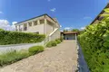 Villa de tres dormitorios 216 m² Peroj, Croacia