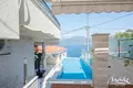 villa de 5 dormitorios 280 m² Tivat, Montenegro