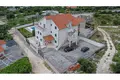Casa 14 habitaciones 458 m² Kastel Stafilic, Croacia
