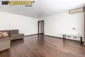 Mieszkanie 2 pokoi 69 m² Mińsk, Białoruś