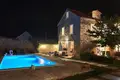 4-Schlafzimmer-Villa 255 m² Grad Hvar, Kroatien