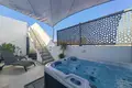 Haus 4 Schlafzimmer 570 m² Estepona, Spanien