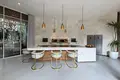 5-Schlafzimmer-Villa 700 m² Pererenan, Indonesien