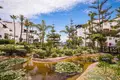 Mieszkanie 3 pokoi 199 m² Marbella, Hiszpania