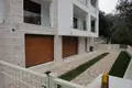4 room house 585 m² Kotor, Montenegro