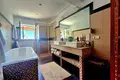 3-Schlafzimmer-Villa 250 m² lAlfas del Pi, Spanien