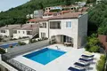 3-Schlafzimmer-Villa  in Rijeka-Rezevici, Montenegro